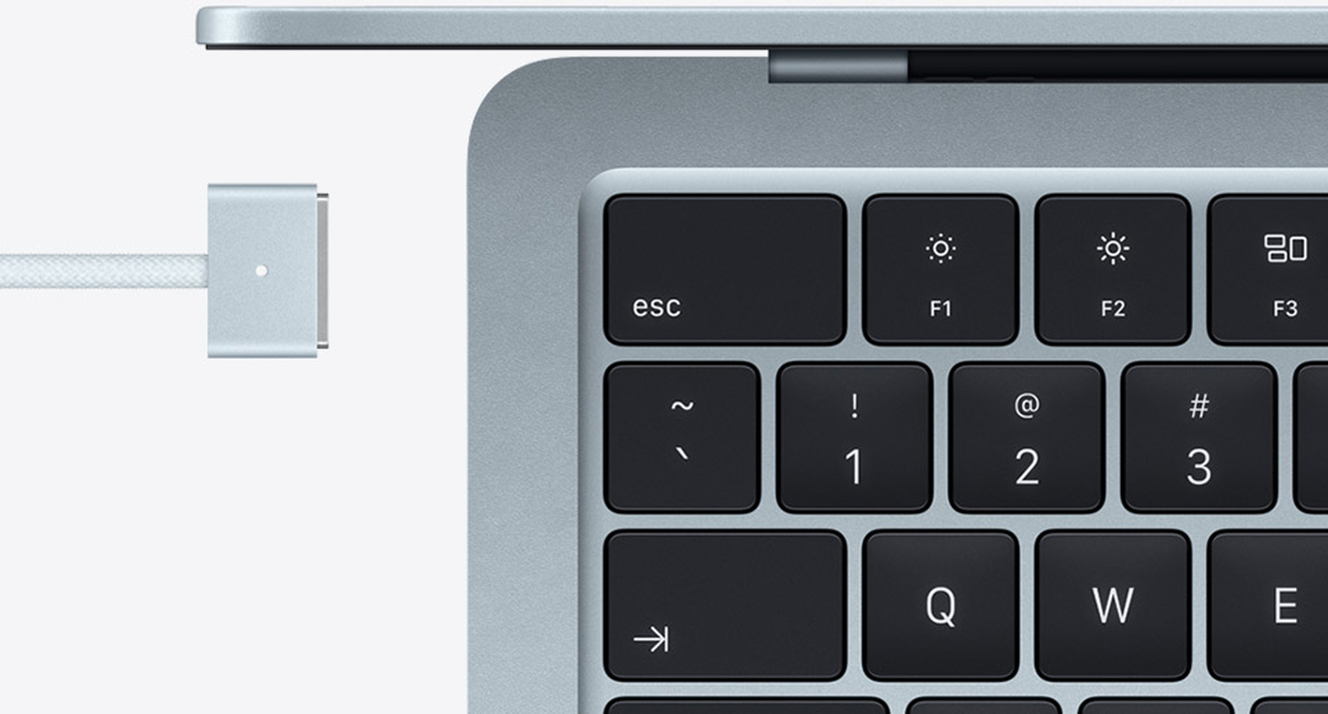 Ноутбук Apple MacBook Air 15 (M5 10-Core, GPU 10-Core, 16Gb/512Gb) MDVQ4 Sky Blue